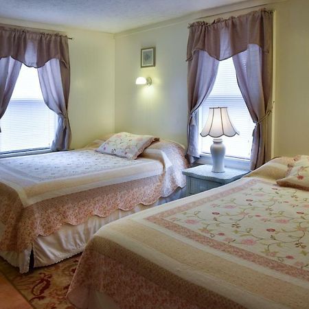 קנבאנק Shorelands Guest Resort & Condominiums מראה חיצוני תמונה